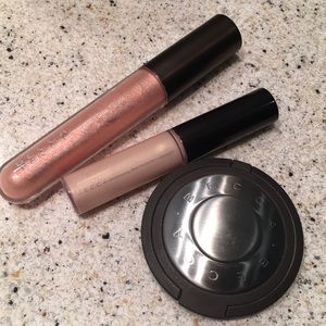 Becca Bundle